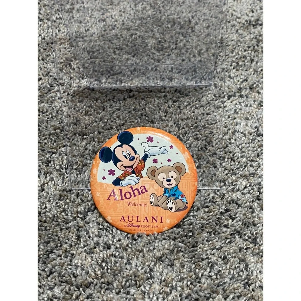 Pin Button Aulani Disney Unisex Orange Excellent Mickey Duffy Hawaii One Size